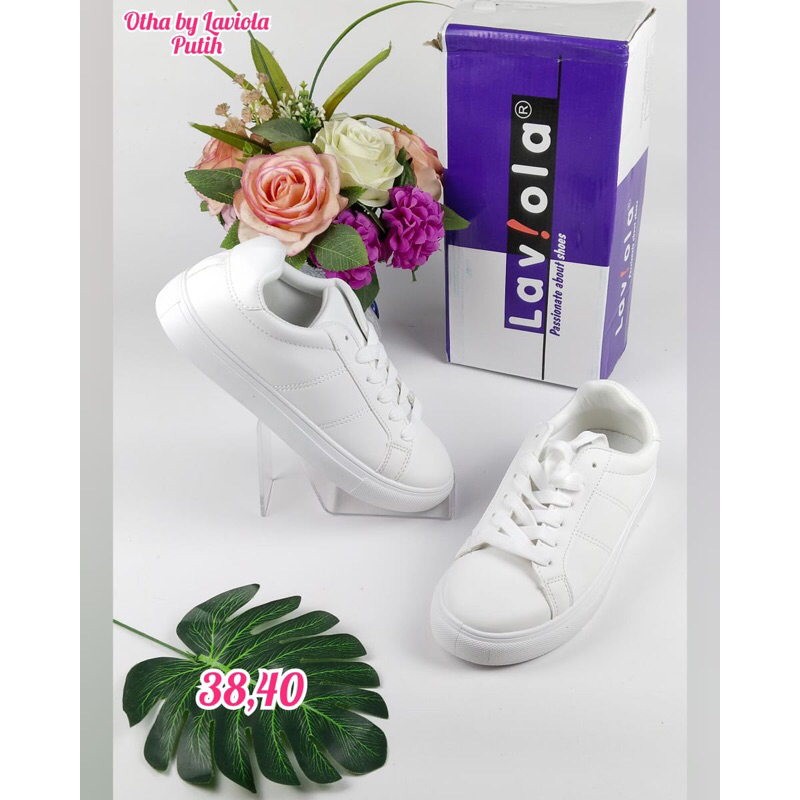 Sepatu Sneakers Laviola