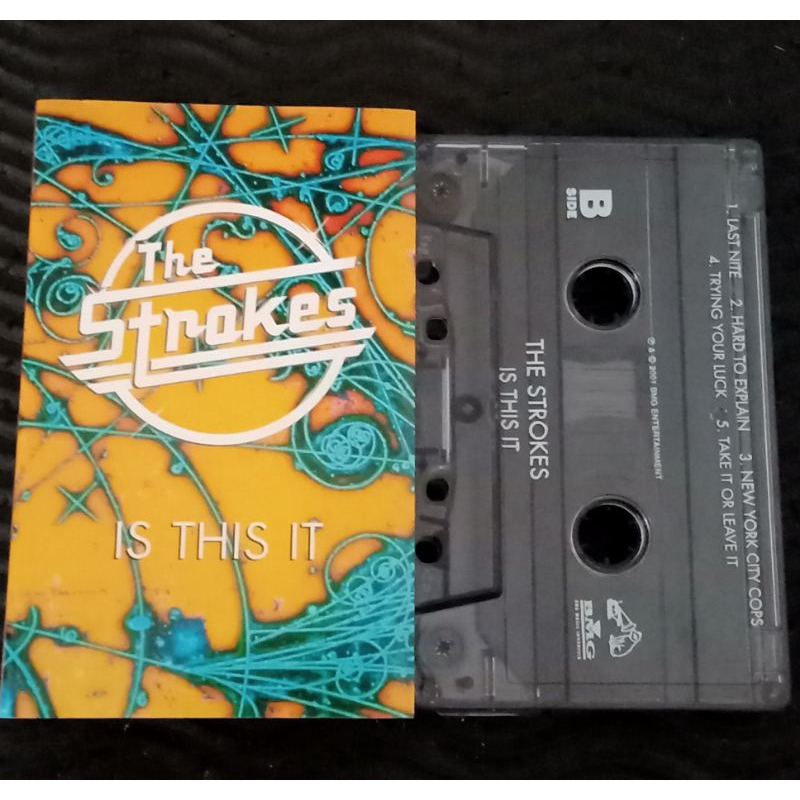 Kaset Pita The Strokes - is this it - rock