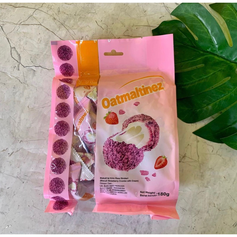 Tyl Oatmaltinez Biscuit Strawberry Crumbs With Cream 180gr
