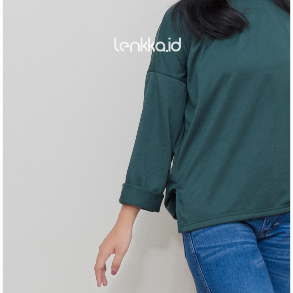 T-shirt Keiko Pocket Oversize Lengan Lipat Atasan Wanita Simple