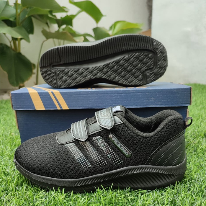 Sepatu Sekolah Anak TK SD Warna Hitam/sepatu hitam