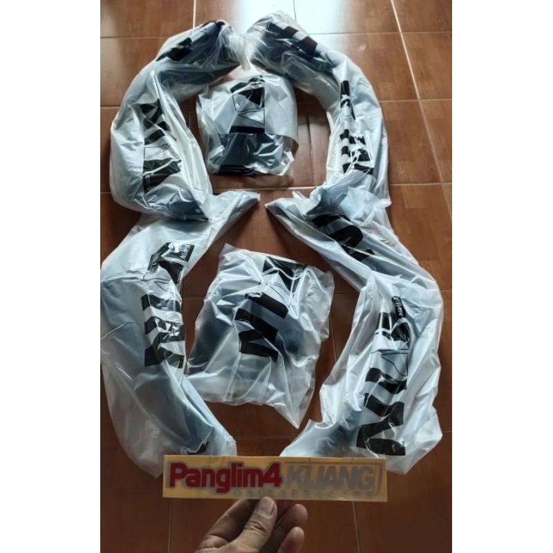 Fender kijang grand Plastik model Ori