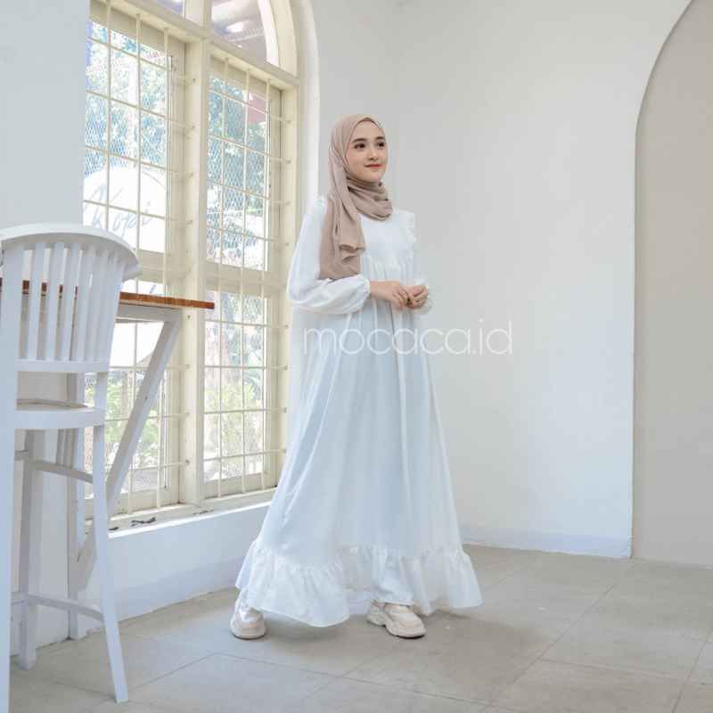 dress gamis crincle putih gading tulang broken white anti kusut tidak usah di setrika busui friendly bisa gosend bandung