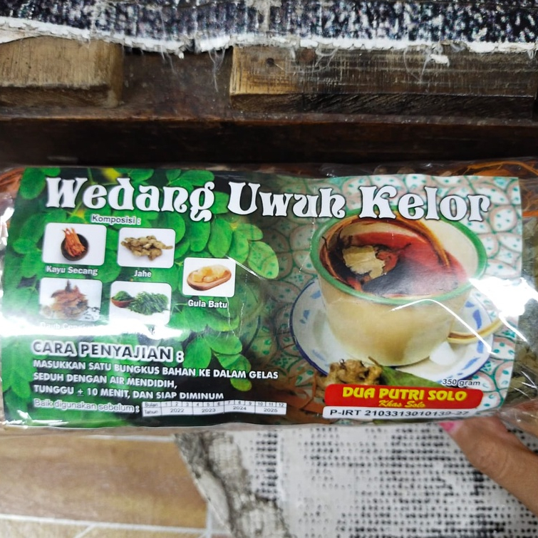 

Minuman Herbal Wedang Uwuh Kelor isi 10 Pcs