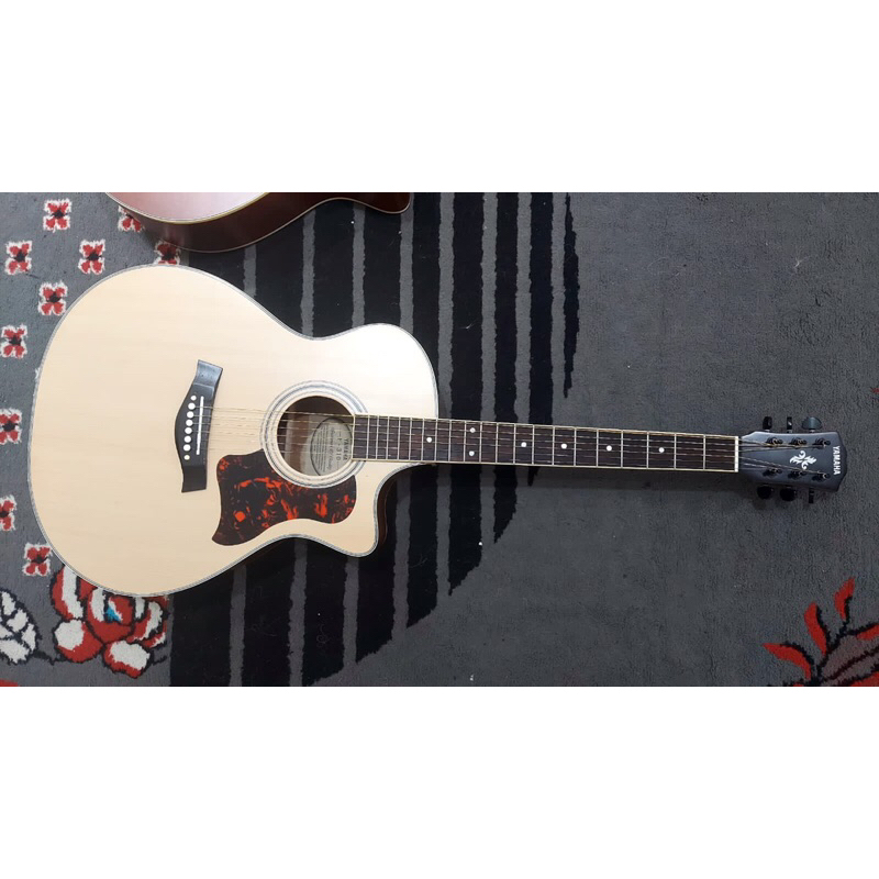 Yamaha F310 custom tanbes