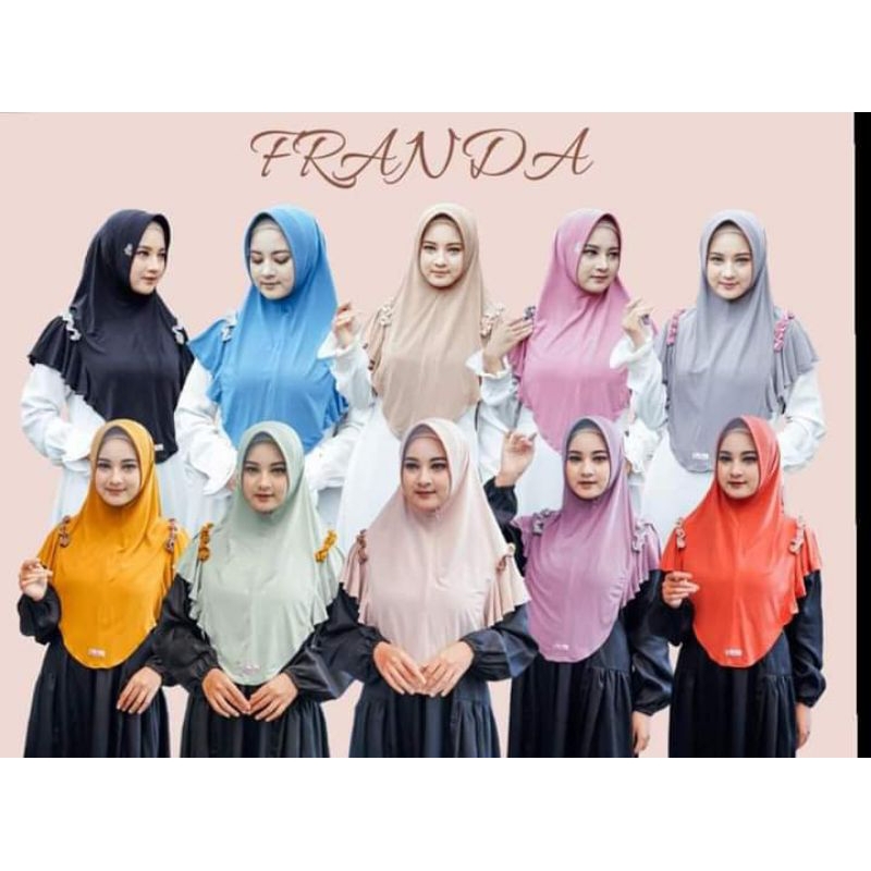 BERGO FRANDA LINA LIVIA HIJAB