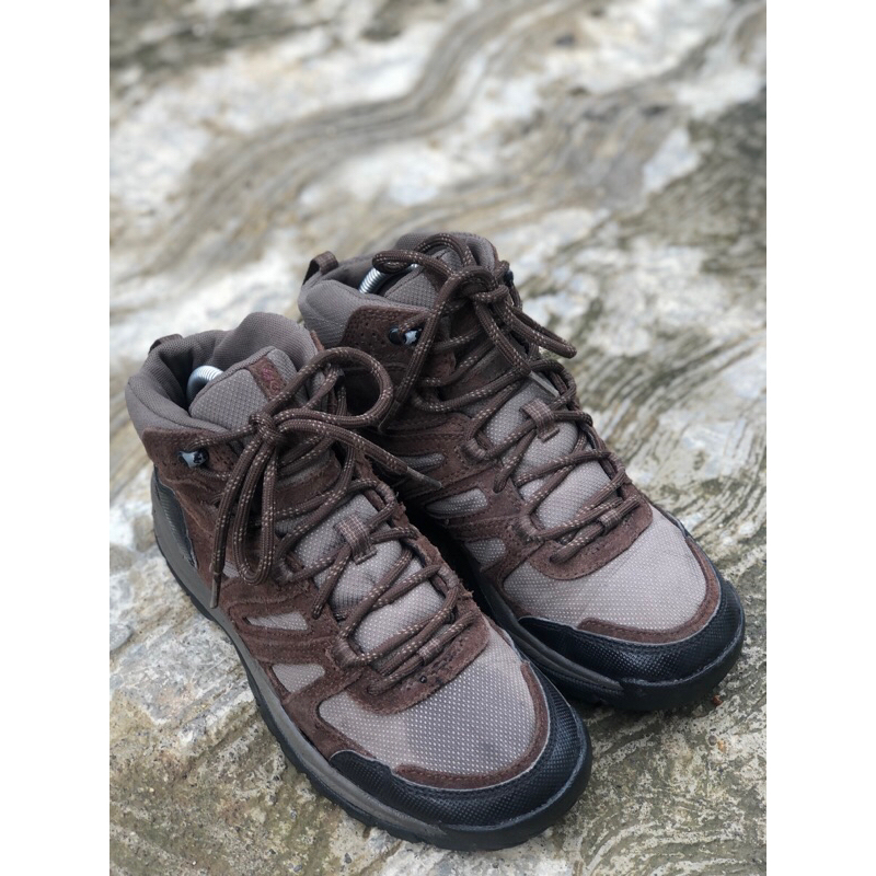 Sepatu gunung second original columbia
