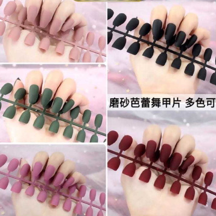 Kuku Palsu Warna Lengkap Berkilap 24Pcs Murah Terbaru