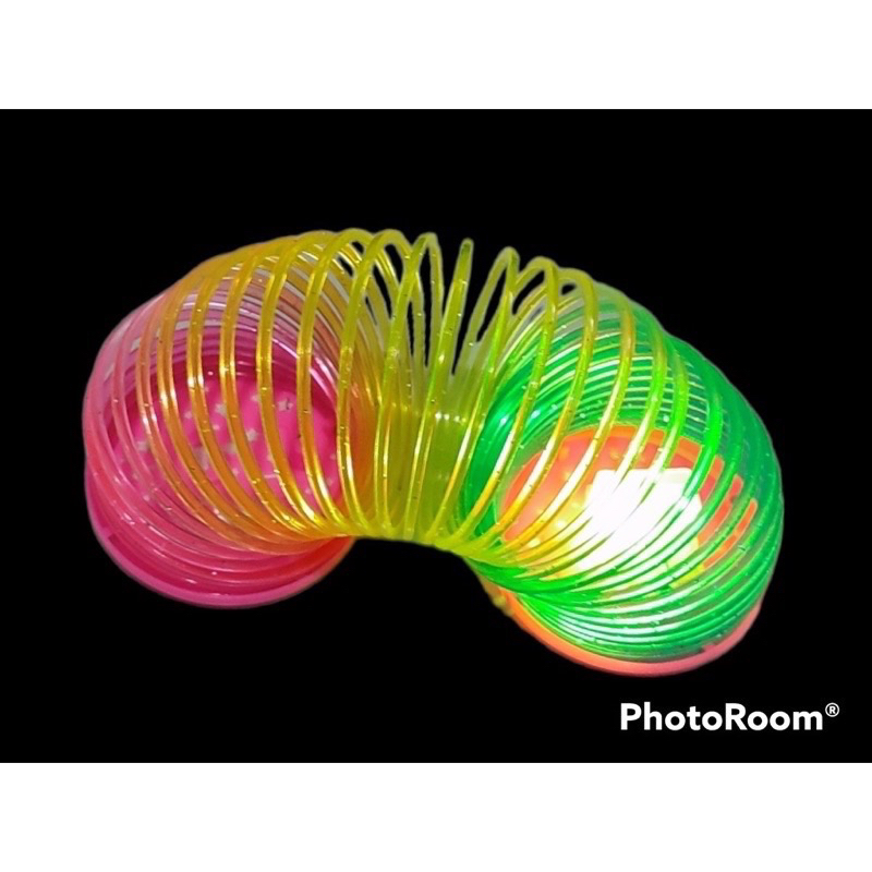 magic spring rainbow led 4,5cm / mainan per pegas lampu / slinky rainbow led / mainan murah