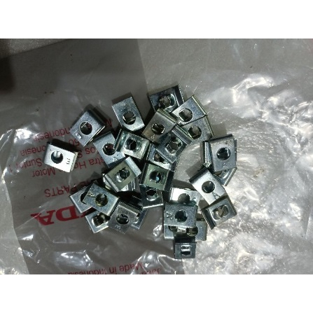 paket 20 pcs klip baut body all motor Honda original