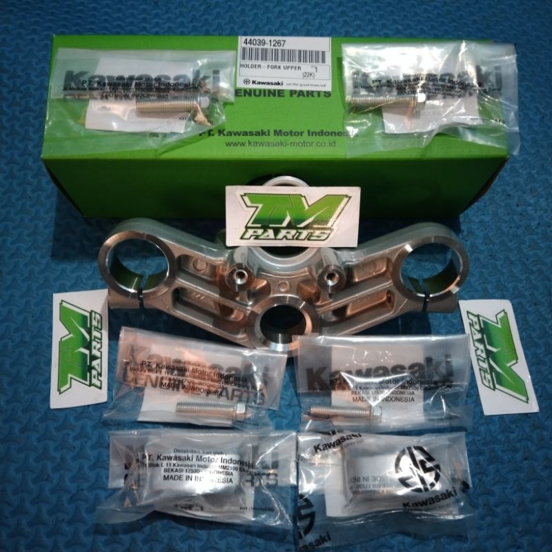 Segitiga atas ninja 150 r ss set original Kawasaki