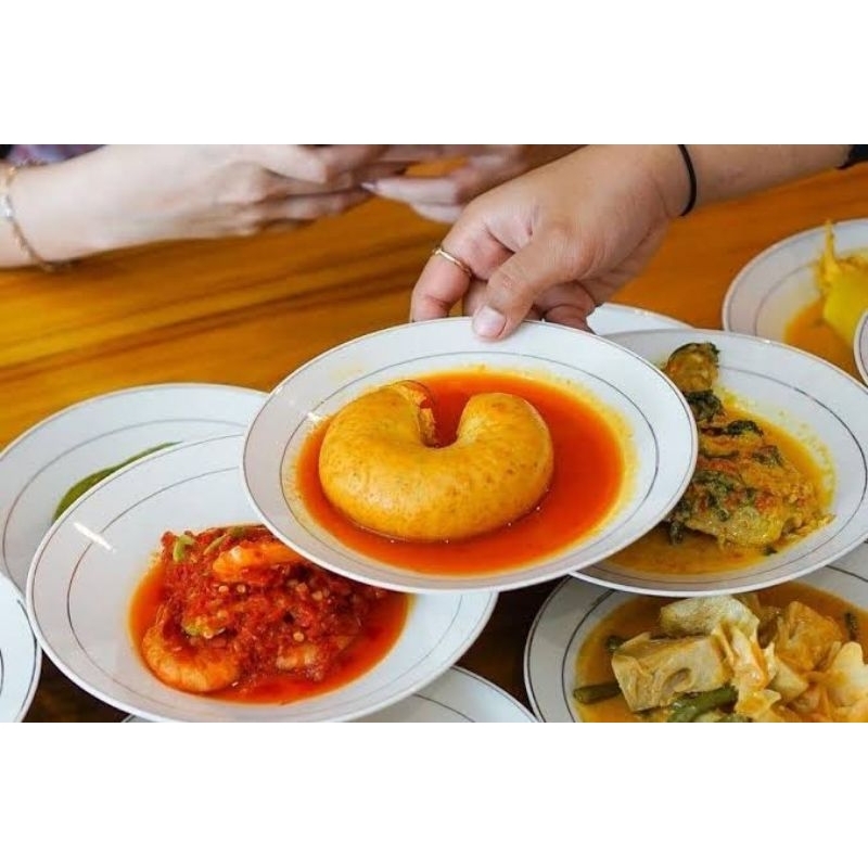 

Gulai Usus Sapi Isi Telur Tahu (SATUAN)