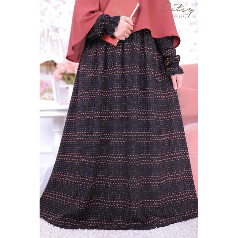 Syera Black NG Ditsy size XL