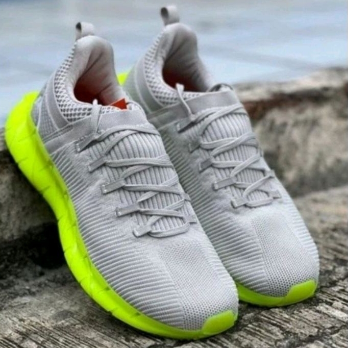 Sepatu Sport Casual Ortuseight Reflex