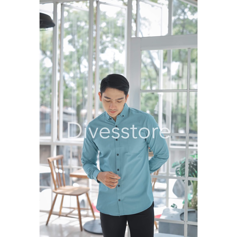 Kemeja pria cowok polos slimfit kasual basic HeM lengan panjang biru mint