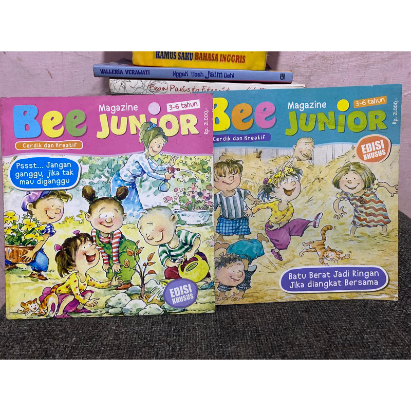 BEE JUNIOR MAGAZINE CERDIK DAN KREATIF