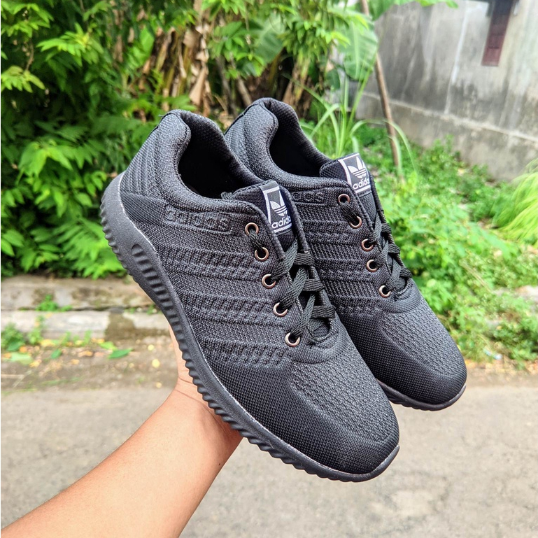 SEPATU SNEAKERS KASUAL PEYLON RINGAN - Size 39-43 Sepatu Lari Runing Hitam Sekolah Olahraga Kets Fashion Pria wanita zumba senam