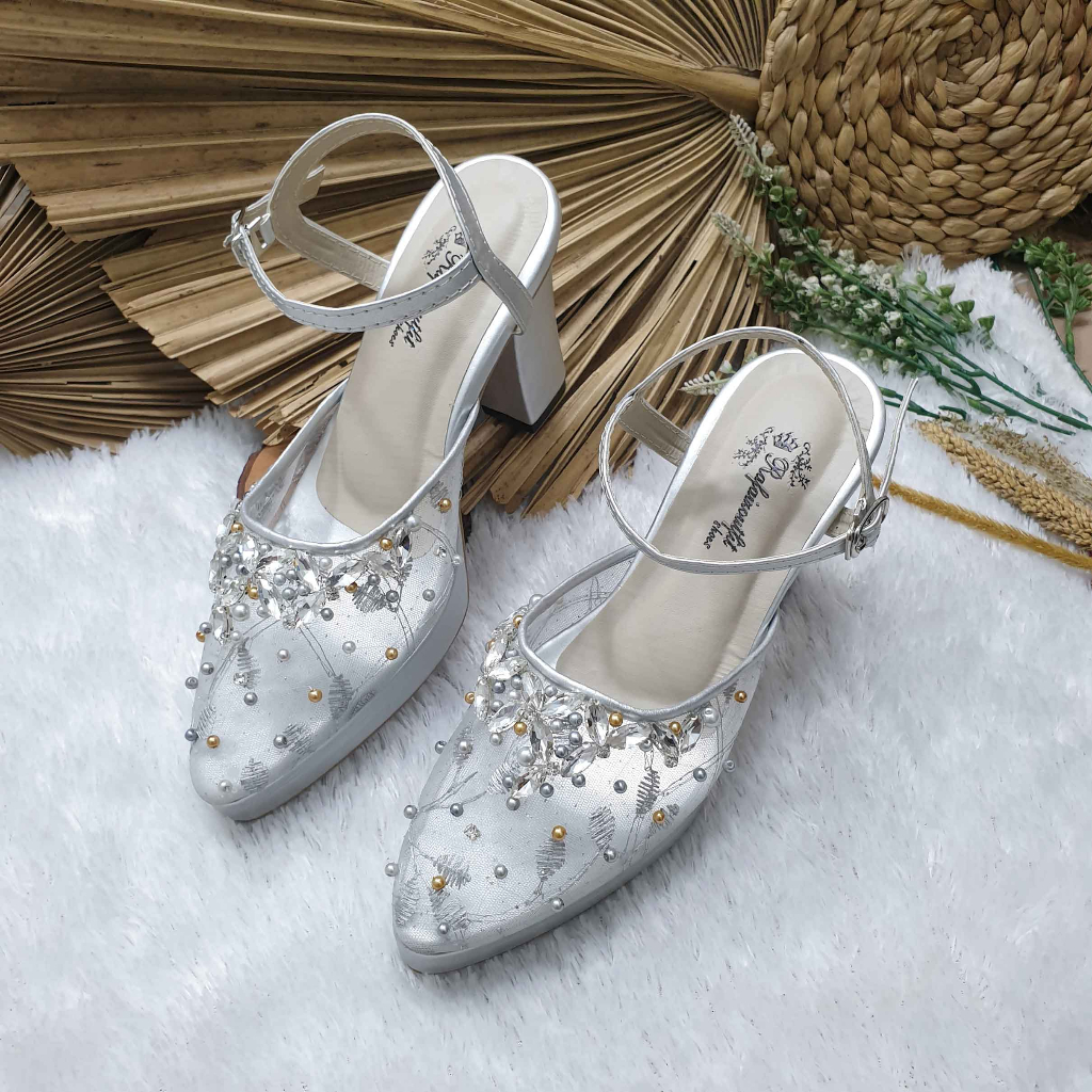 sepatu wedding pesta cantik Jennie silver hak 9 cm