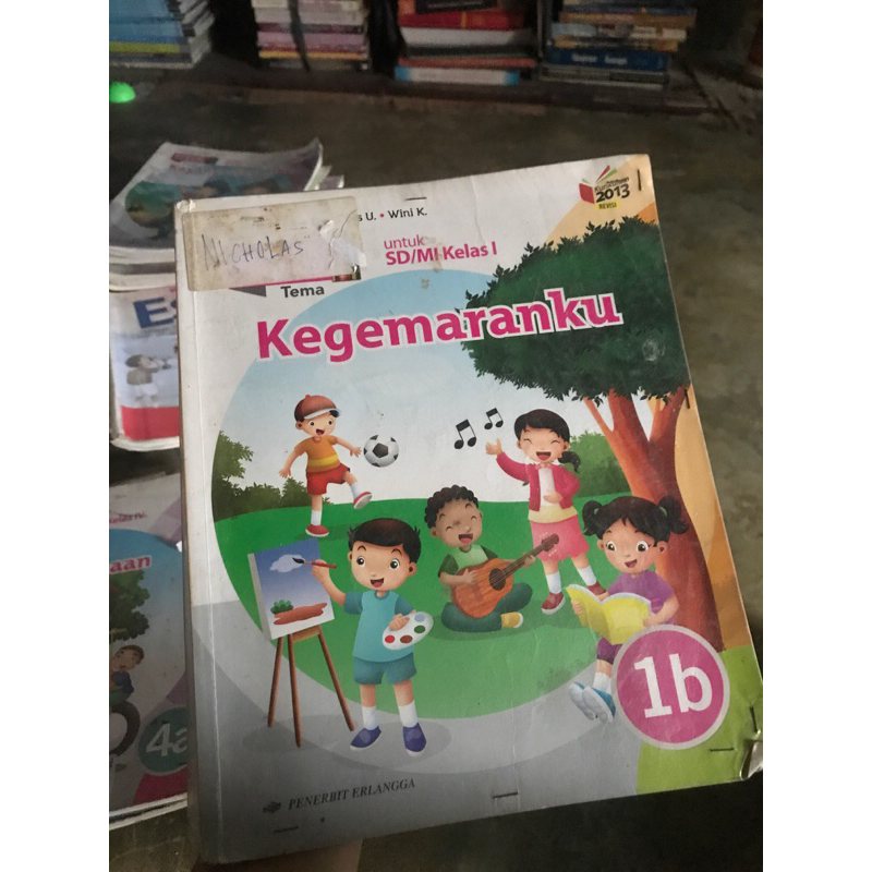 Buku kegemaranku SD/MI KELAS 1b