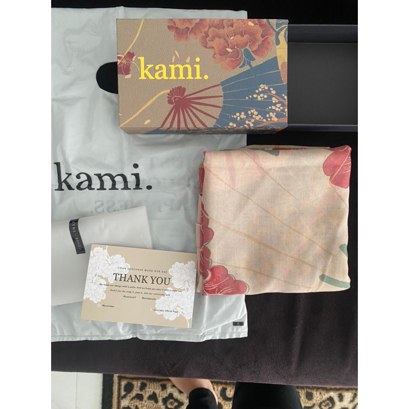 preloved suzu scarf kami