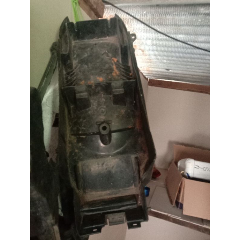 selancar bawah tatakan aki CBR 150R CBR 250R 2 jenis