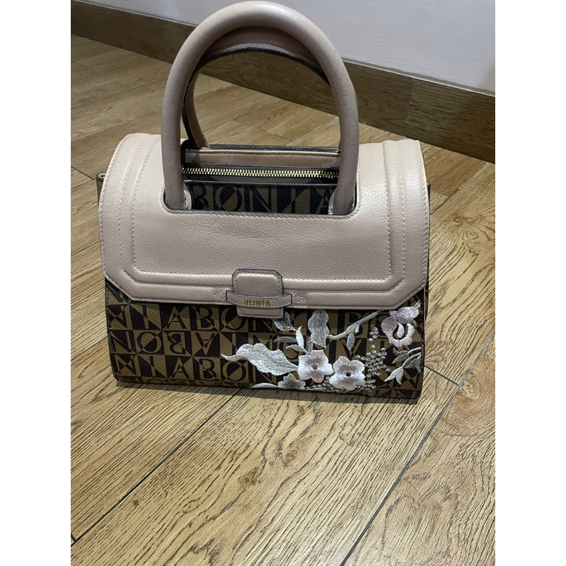 Sling Bag Bonia Bordir