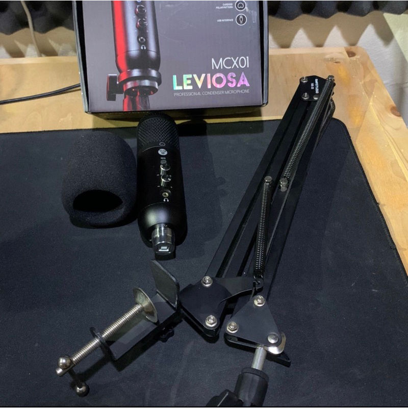 Mic Condensor Fantech Leviosa plus bracket