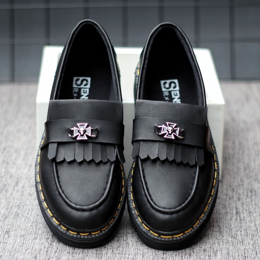 Sepatu Loafers Pria Formal Slip On Hitam Dogmart Pantofel Kerja Kulit PU Penny Loafers Sintetic Premium Enoz Sins Skull