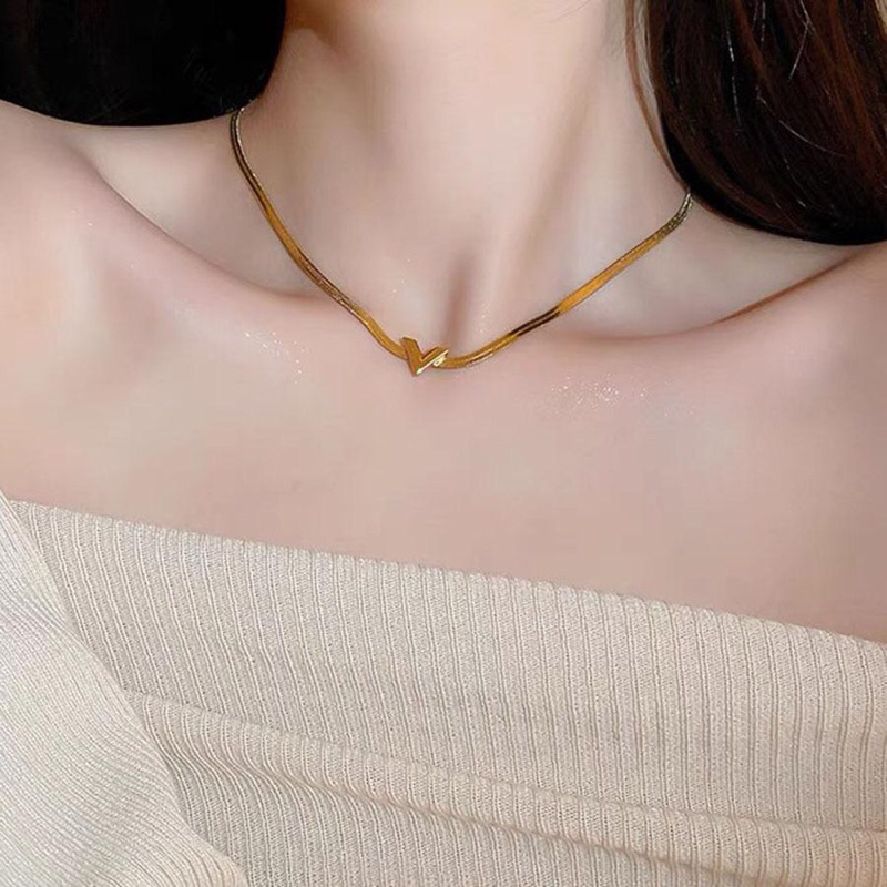 Kalung Titanium V Belut Gold Elegan Korea Fashion Style Premium