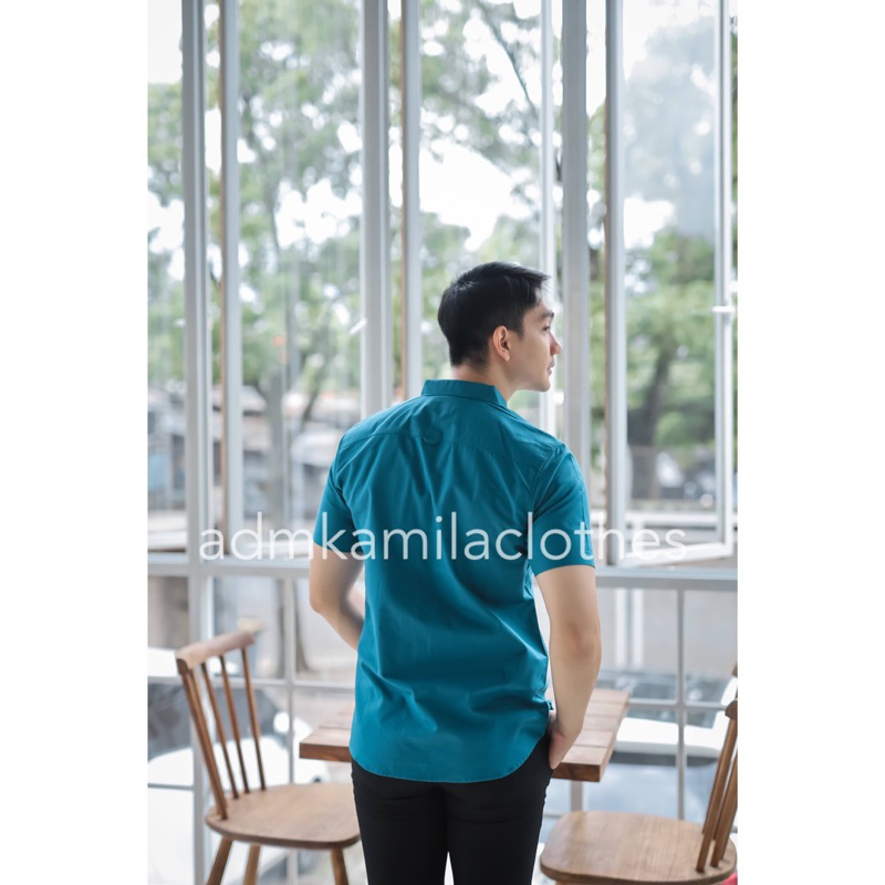 Kemeja pria cowok polos slimfit kasual basic HeM lengan pendek biru tosca