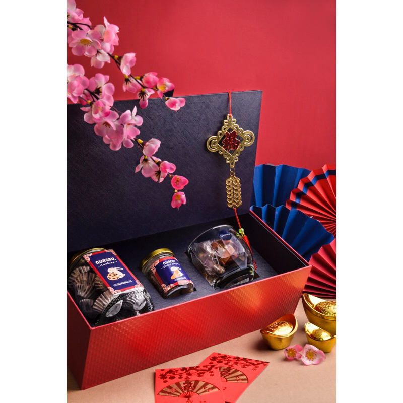 

The Luxury Hampers CNY 2023 @Guresu.id