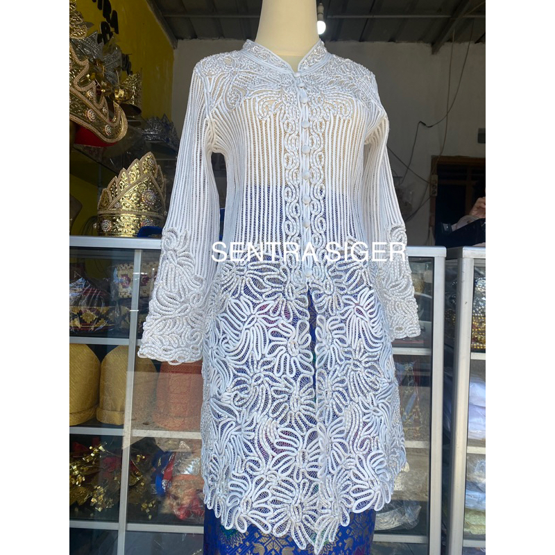 Baju Kebaya Sulam Usus
