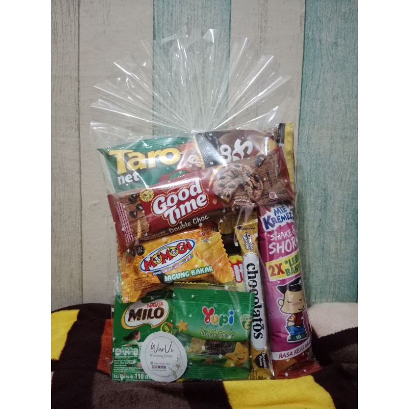 

WARVI - PAKET A / Bingkisan ulang tahun / Snack ulang tahun / Souvenir ulang tahun / Parcel ulang tahun / Parcel lebaran / Parcel anak / Hampers