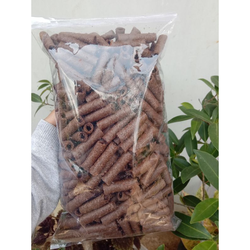 

Stick Coklat pendek/ Astor pendek