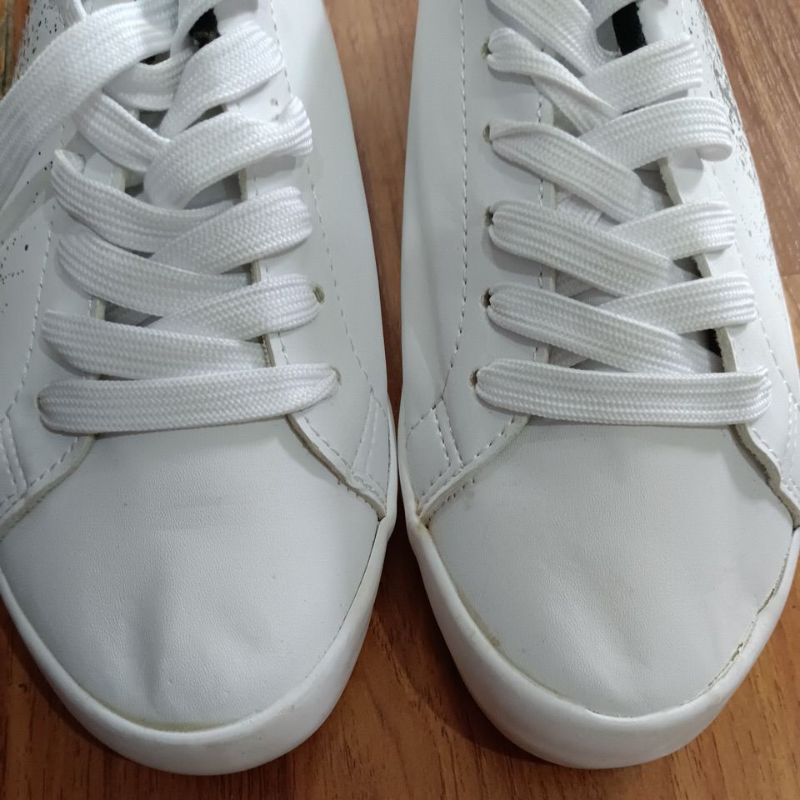 Sepatu H&amp;M white/black