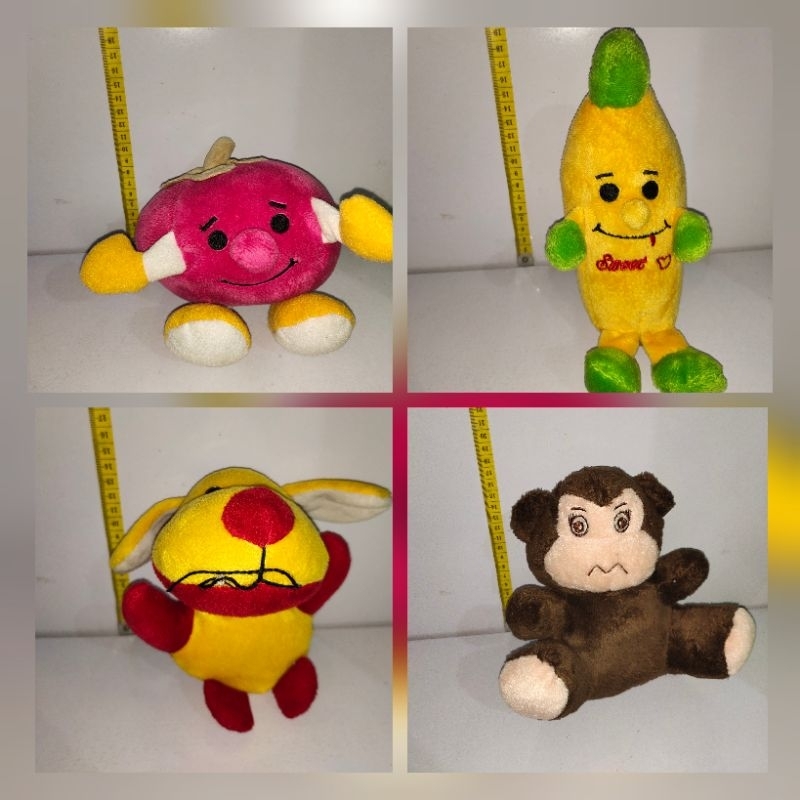 Boneka preloved, tapi tidak pernah dimainin dan selalu disimpan digudang.