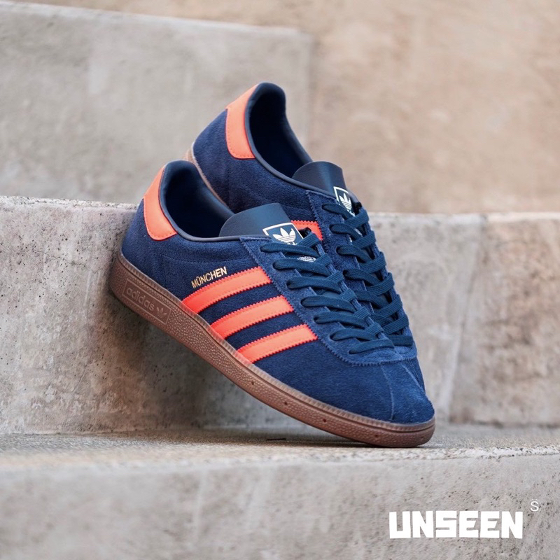 Adidas Originals Munchen - Navy / Solar Red