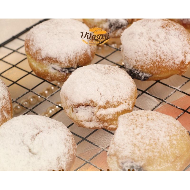 Bomboloni vitasari bakery - bombolone donat isi - kue donut - kue donat