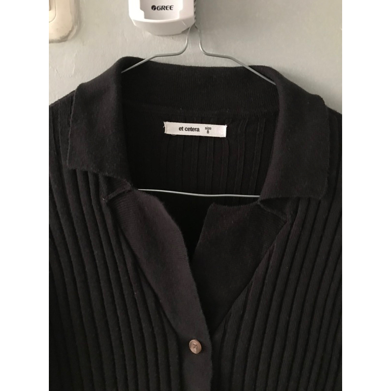 black cardigan et cetera