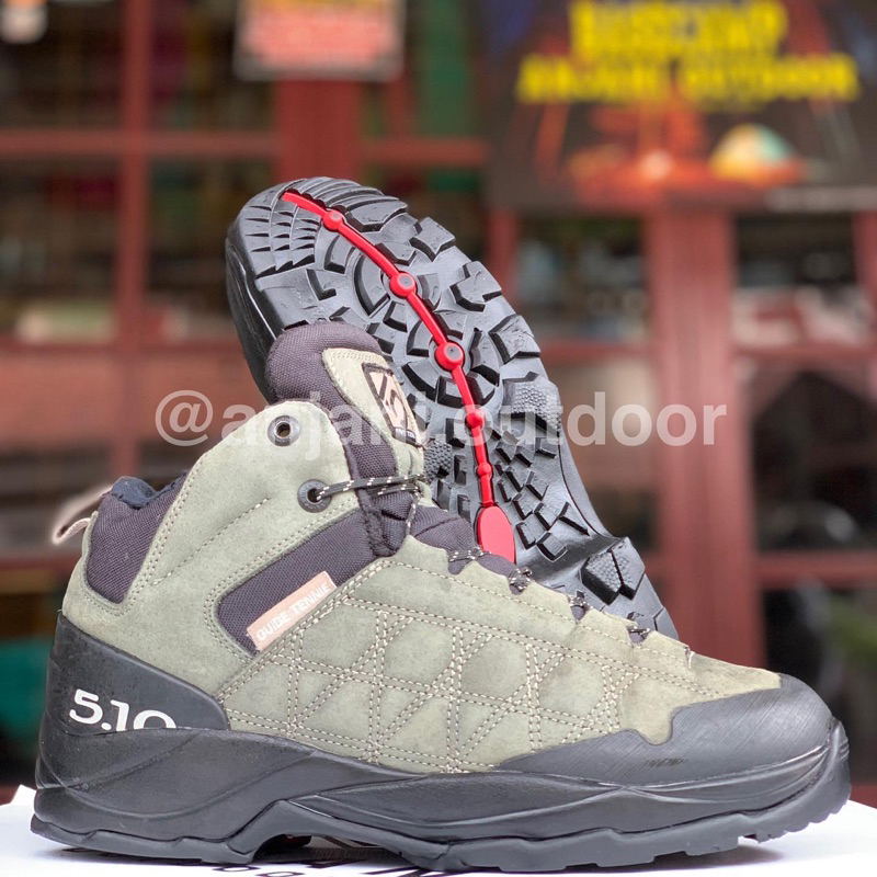 Sepatu Gunung Second FIVE TEN