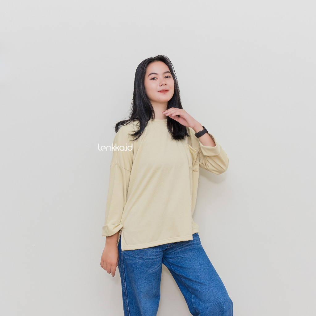 T-shirt Keiko Pocket Oversize Lengan Lipat Atasan Wanita Simple