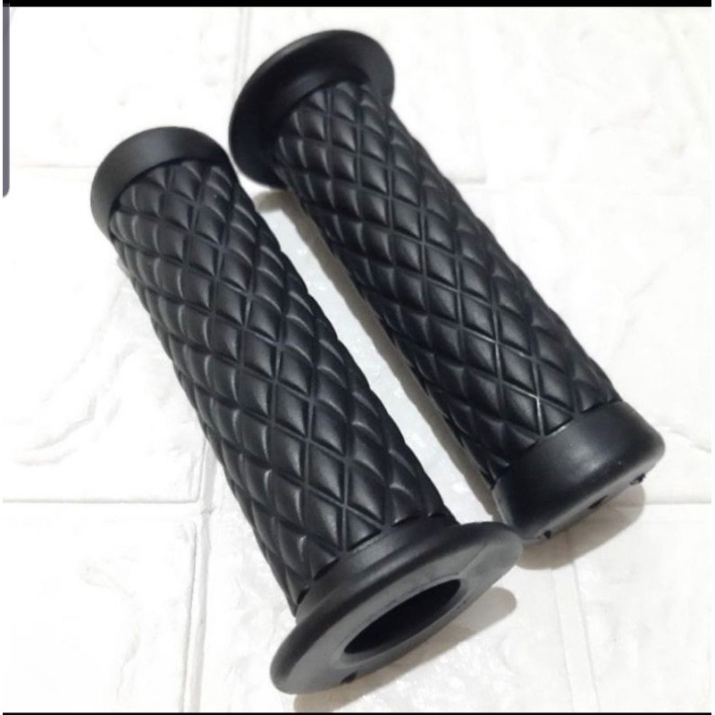 Handgrip Wajik Model Ariete Hitam Coklat Klasik Caferacer Japstyle Vespa W175 diamond custom GRIP