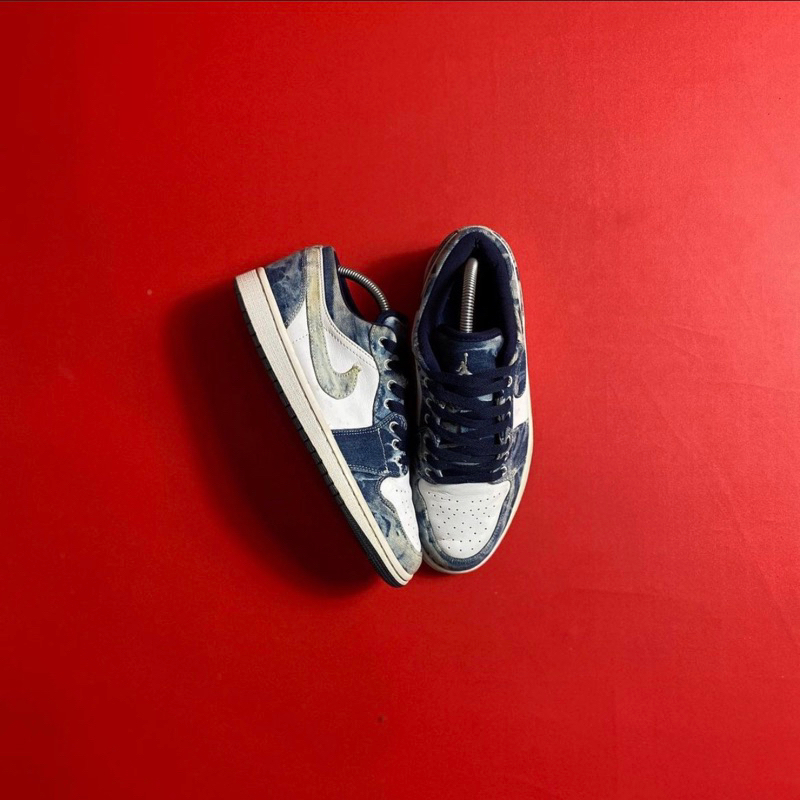 AJ1 low Washed Denim