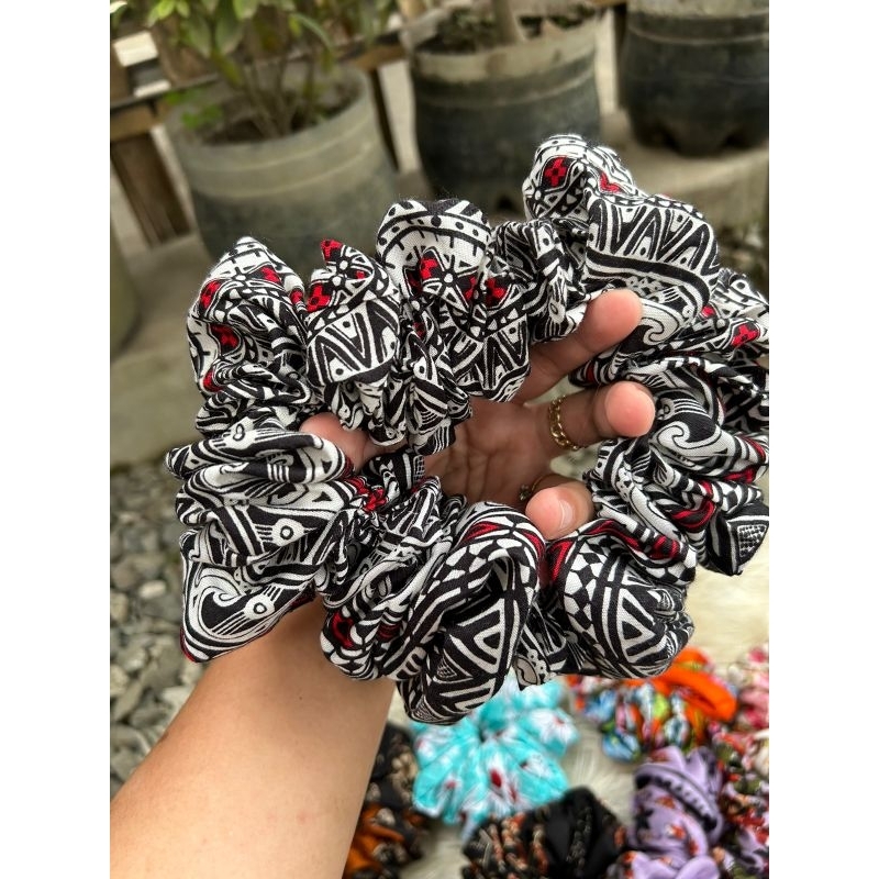SCRUNCIE HIJAB MOTIF/SCRUNCIE JUMBO/SCRUNCIE MOTIF