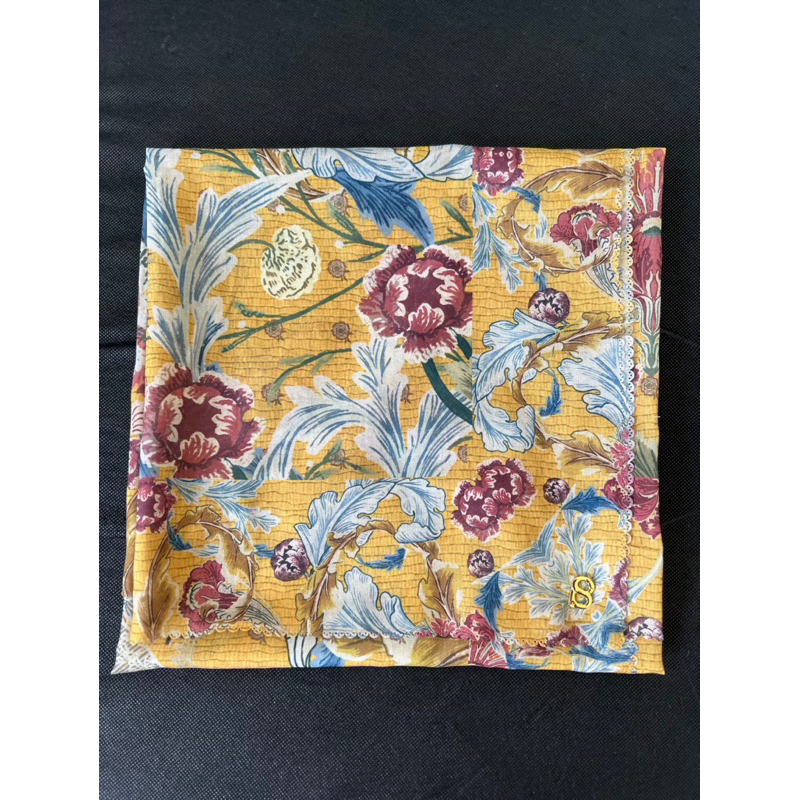 Preloved Buttonscarves Royale Yellow