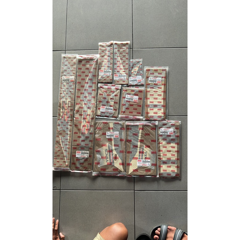 STRIPPING ORIGINAL FIZ R SPORTY TAHUN 2002