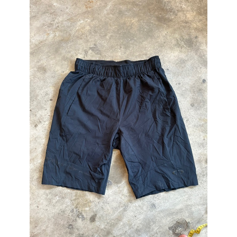 CELANA PENDEK OAKLEY SECOND