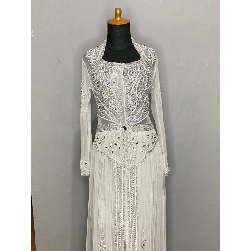 Preloved gaun pengantin putih silver, gaun pengantin, gaun pengantin bekas,gaun pengantin murah, gaun pengantin putih silver,baju akad putih