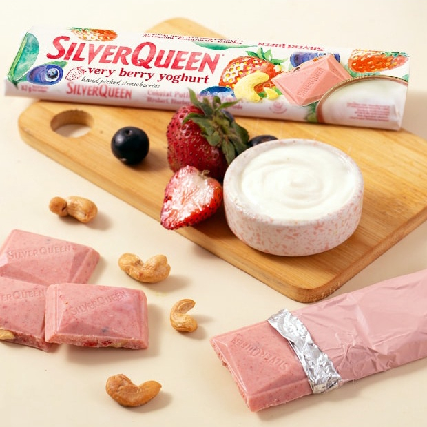 

SILVER QUEEN Chocolate Very Berry Yoghurt Pack 58gr