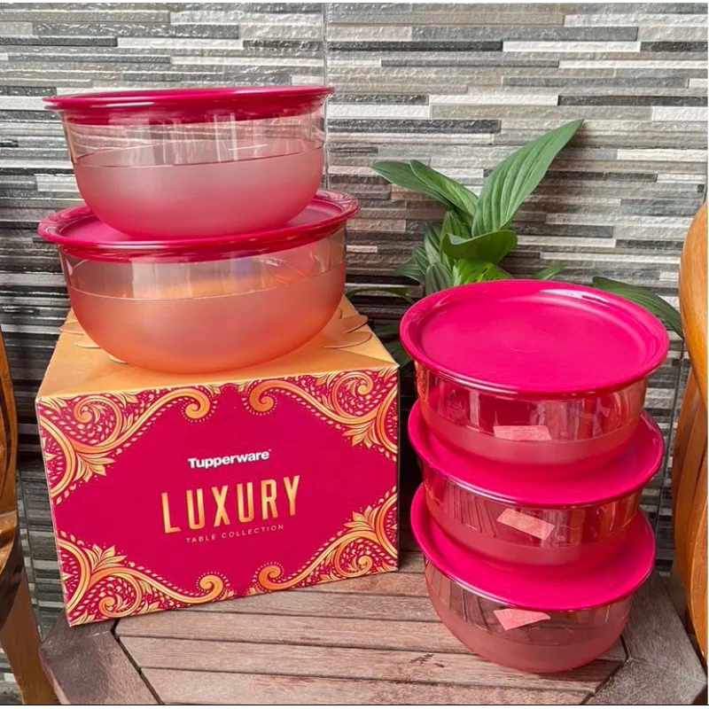 Tupperware Luxury Table Collection Set